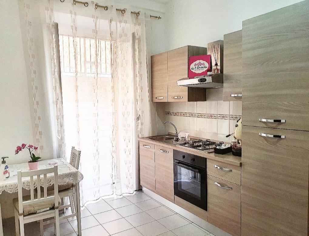 Le Tre Orchidee Bed & Breakfast Salerno Exterior photo