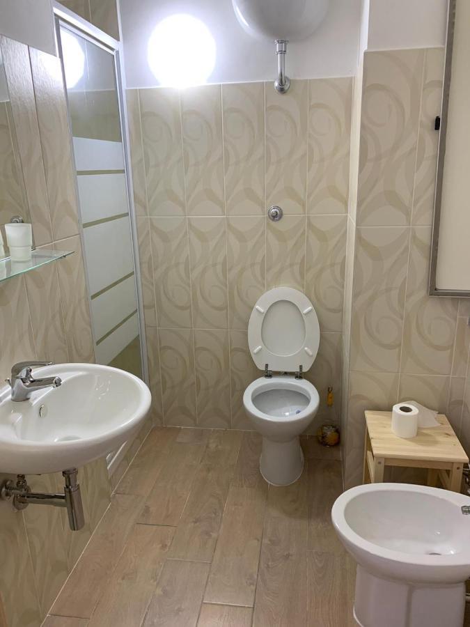 Le Tre Orchidee Bed & Breakfast Salerno Exterior photo