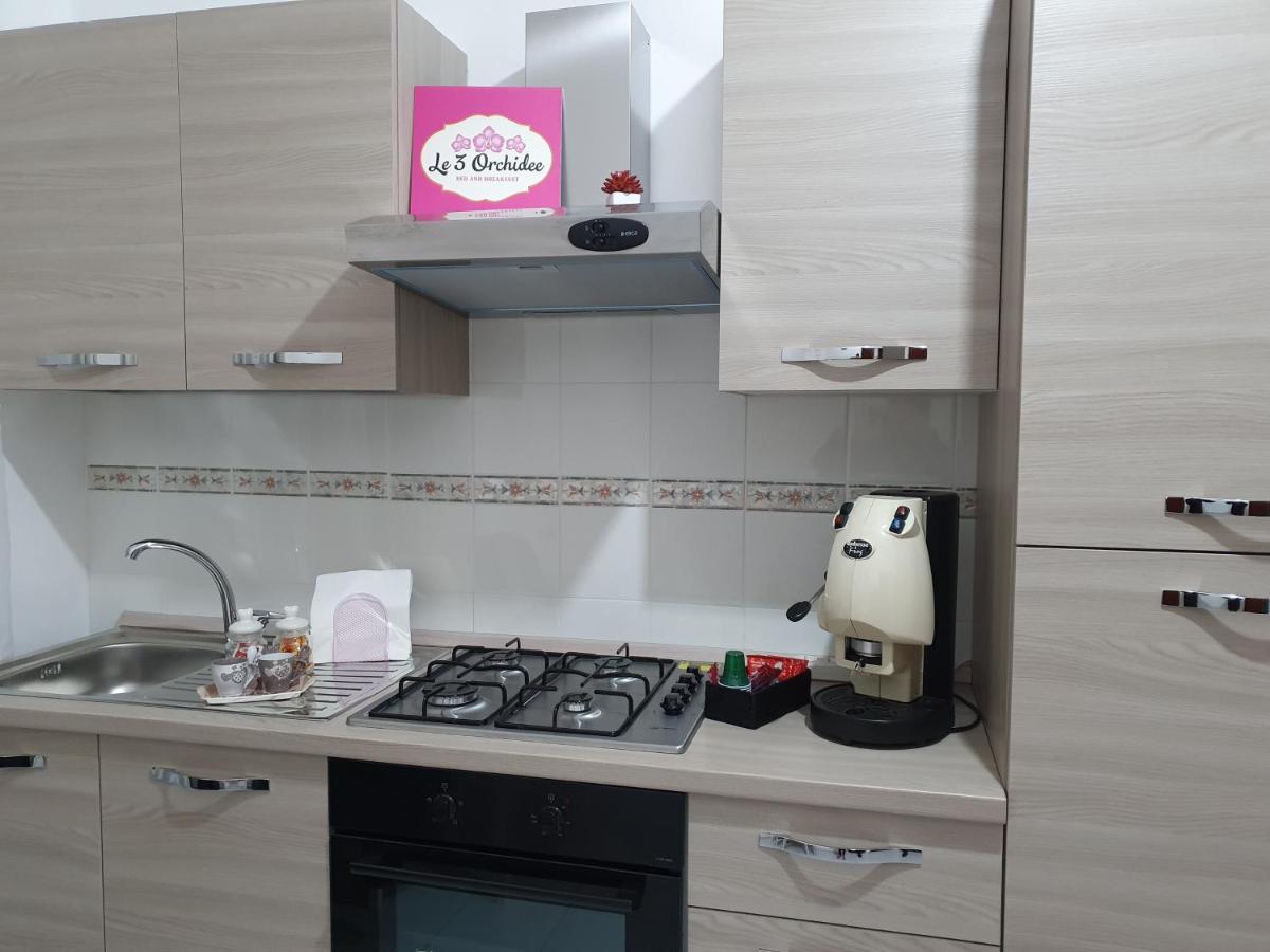 Le Tre Orchidee Bed & Breakfast Salerno Exterior photo